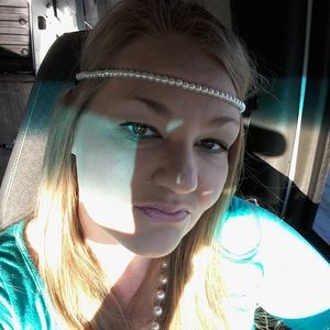 Meet your Posher, Connie